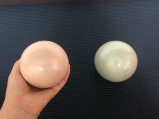 트라택 쿠셔닝 웨이트볼 0.5kg + 1kg SET — 5점을 준 리뷰어가 2022년 4월 올린 사용 사진
