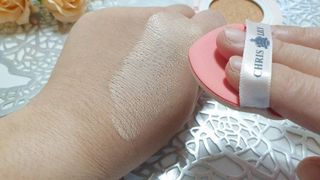 [크리스앤릴리] 내츄럴 글로우 97쿠션 — 5점을 준 리뷰어가 2022년 10월 올린 사용 사진