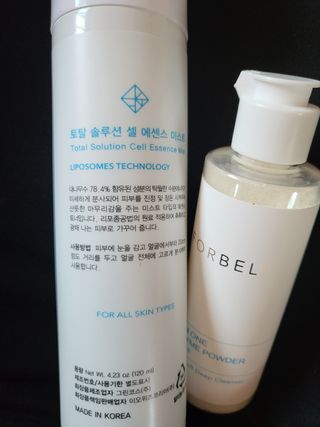 LIVE 포베리 올인원 엔자임 파우더 워시 + 토탈 솔루션 셀 에센스 미스트 — 5점을 준 리뷰어가 2022년 4월 올린 사용 사진