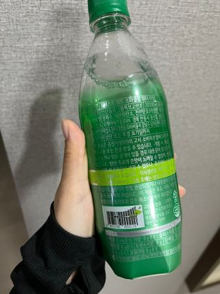 몽베스트 Montbest with Sparkling water Lime20병 — 5점을 준 리뷰어가 2021년 10월 올린 사용 사진