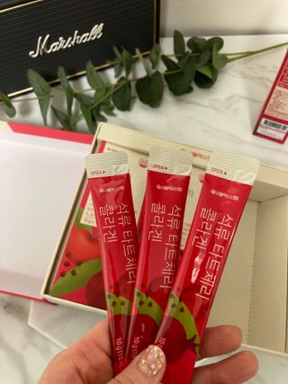 서울약사신협_석류 타트체리 콜라겐_10g x 30포 — 5점을 준 리뷰어가 2021년 7월 올린 사용 사진