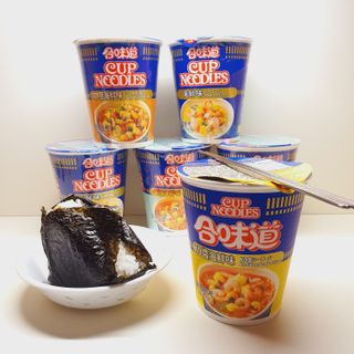NISSIN 닛신 컵누들  4종 - 씨푸드오리지날, 씨푸드 스파이시, 씨푸드 커리, 씨푸드 XO소스 — 4점을 준 리뷰어가 2021년 11월 올린 사용 사진