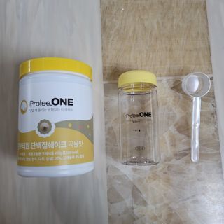 프로티원 단백질쉐이크 곡물맛 2주분 1통+보틀 — 4점을 준 리뷰어가 2021년 3월 올린 사용 사진