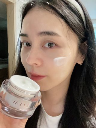 프리마인 바르기만 하면 철벽 스킨케어+24시간 마스크팩 효과. 셀라브 리제너레이팅 시스템 부스터+크림 세트 — 5점을 준 리뷰어가 2023년 5월 올린 사용 사진