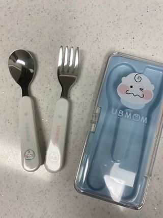 유비맘 스푼포크 케이스 세트 1+1 _컬러랜덤 발송 — 5점을 준 리뷰어가 2021년 1월 올린 사용 사진