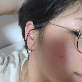[골드앤디어] 14K 사선 큐빅 원터치 귀걸이_3color — 5점을 준 리뷰어가 2021년 7월 올린 사용 사진
