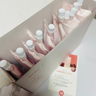 12월 15일 출시, 건강기능식품 브랜드 본리브 나 다운 시작 제품 3종 — 4.5점을 준 리뷰어가 2021년 2월 올린 사용 사진