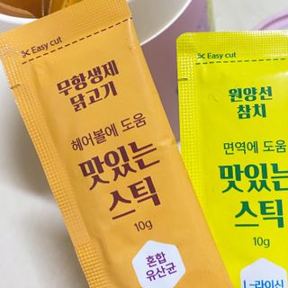 페페로니 맛있는 스틱 - 무항생제 닭고기 15개 + 원양선 참치 15개 — 4.5점을 준 리뷰어가 2021년 8월 올린 사용 사진
