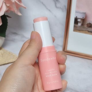 스킨큐어 산다화 카멜리아 안티 링클 멀티밤 — 5점을 준 리뷰어가 2023년 12월 올린 사용 사진