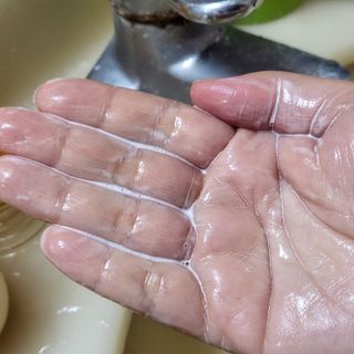 주식회사 에이징 하이드로컴플렉스 미네랄 샴푸 — 5점을 준 리뷰어가 2022년 12월 올린 사용 사진