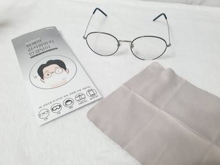 위케어 김서림방지 안경닦이 안티포그 극세사클리너 — 5점을 준 리뷰어가 2021년 2월 올린 사용 사진