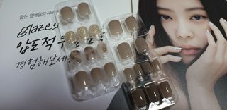 데싱디바 매직프레스 가을신상 숏 스퀘어_3종 중 택1 — 5점을 준 리뷰어가 2021년 10월 올린 사용 사진