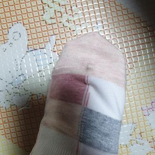 [사이즈가 있는 양말 필로이] 여자 스니커즈 발목 양말 5족 세트【 S, M, L, 】3가지 사이즈 — 5점을 준 리뷰어가 2022년 7월 올린 사용 사진