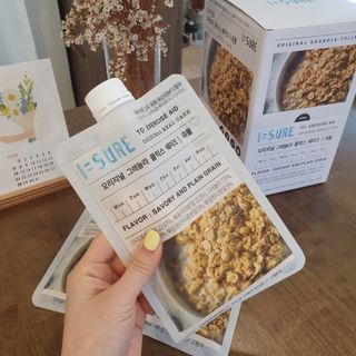 다미즐 [아이슈어] 맛있는 관리의 시작 그래놀라 풀믹스 쉐이크 4종 택 1/7일분/초콜릿, 고구마, 곡물, 바나나 — 5점을 준 리뷰어가 2021년 4월 올린 사용 사진
