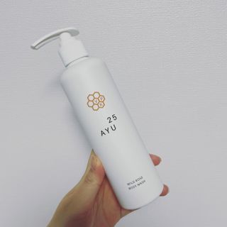 AYU25[아유트웬티파이브]피부 진정, 보습 와일즈 로즈 바디워시 — 5점을 준 리뷰어가 2021년 3월 올린 사용 사진
