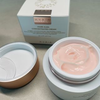 키리아 테라피 N[키라아 테라피] 마레 알바 컨센트레이티드 크림 50ml — 5점을 준 리뷰어가 2024년 8월 올린 사용 사진