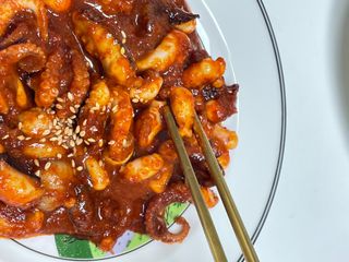 [푸딩팩토리] 불맛양념 쭈꾸미볶음 300G_엄선한 쭈꾸미원물과 양념이 신의 한수! — 5점을 준 리뷰어가 2022년 9월 올린 사용 사진