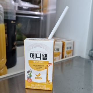 메디웰 페디아드링크 미니 바나나맛 — 5점을 준 리뷰어가 2022년 5월 올린 사용 사진