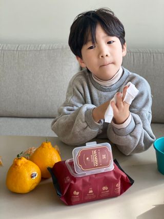 마미요 대용량 플레인 아기물티슈 베이직 캡형 100매 * 10개 — 5점을 준 리뷰어가 2022년 12월 올린 사용 사진
