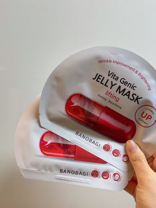 바노바기 코스메틱 바노바기 비타제닉 젤리마스크 리프팅 (10매입) — 5점을 준 리뷰어가 2023년 5월 올린 사용 사진