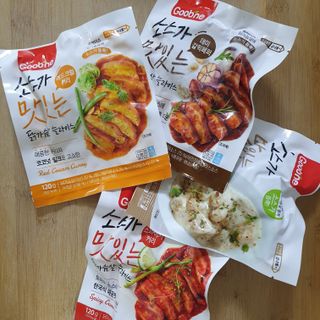 굽네몰 [굽네] 소스가 맛있는 닭가슴살 슬라이스 4종 — 5점을 준 리뷰어가 2021년 4월 올린 사용 사진