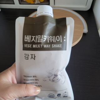 클린24시간 베지밀키웨이 감자 쉐이크 1세트 (5개) — 5점을 준 리뷰어가 2022년 9월 올린 사용 사진