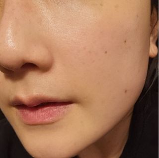 나우 [리브엠]피부 속부터 겹겹이, 촘촘하게! 워터핏8중 수분착붙 크림 — 5점을 준 리뷰어가 2025년 5월 올린 사용 사진
