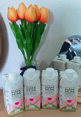 남홈 코코넛워터 주스 100퍼센트 — 4.5점을 준 리뷰어가 2021년 3월 올린 사용 사진