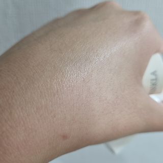 트윙클라 안티멜라 수딩 워터밤 — 5점을 준 리뷰어가 2022년 6월 올린 사용 사진