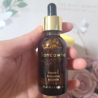 스킨큐어 산다화 비타민c 화이트닝 에센스 30ml — 5점을 준 리뷰어가 2023년 9월 올린 사용 사진