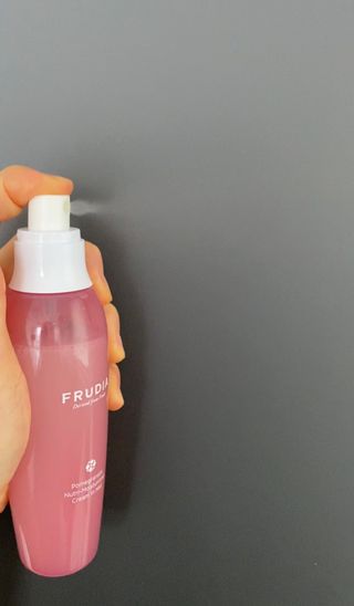 [후르디아] 주름 개선 기능성-석류 크림 미스트 — 5점을 준 리뷰어가 2021년 2월 올린 사용 사진