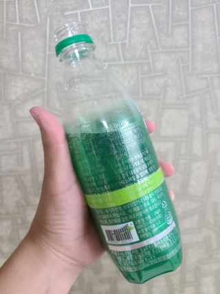 몽베스트 Montbest with Sparkling water Lime20병 — 5점을 준 리뷰어가 2022년 6월 올린 사용 사진