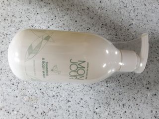 토박스코리아 몽쥬르 유아 샴푸앤워시 300ml — 5점을 준 리뷰어가 2021년 4월 올린 사용 사진