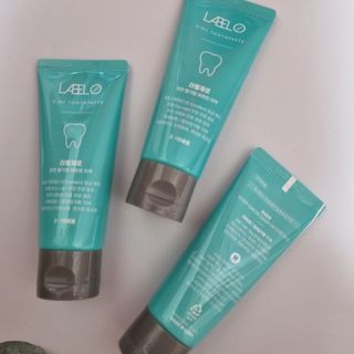 치과에서 쓰는 치약 _ 라벨제로 저불소 꼬마, 키즈, 유아, 베이비, 주니어 안전한 어린이치약 — 4.5점을 준 리뷰어가 2022년 11월 올린 사용 사진