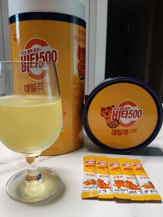 광동생활건강 프리 [광동] VB와 VC를 함유한 멀티 비타민 비타 500 데일리 스틱 180포 — 5점을 준 리뷰어가 2022년 8월 올린 사용 사진