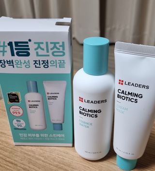 리더스코스메틱 리더스 카밍 바이오틱스 #1등 진정 기획세트 [에센스 워터150ml + 크림 마스크80ml] — 5점을 준 리뷰어가 2022년 9월 올린 사용 사진