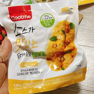 굽네몰 [굽네] 소맛닭 한입 볼 3종 6팩 + 골드 오믈렛 2팩 — 4.5점을 준 리뷰어가 2021년 7월 올린 사용 사진