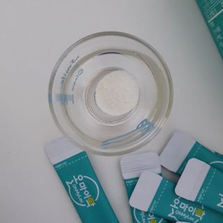[유산균] 오마이락 장편한습관 프로바이오틱스 30P — 5점을 준 리뷰어가 2022년 12월 올린 사용 사진