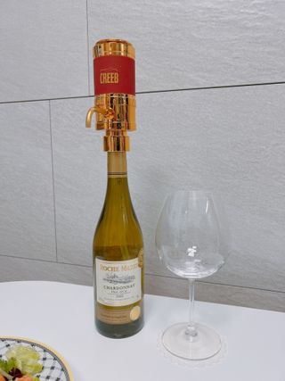 와인웨이터 당신은 별을 마시고있소, 크리비 와인 디스펜서 — 4.5점을 준 리뷰어가 2023년 1월 올린 사용 사진