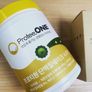 프로티원 단백질쉐이크 녹차맛 2주분 1통+보틀 — 5점을 준 리뷰어가 2021년 9월 올린 사용 사진
