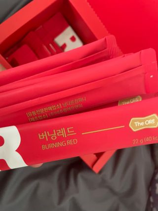 디오르 버닝레드 — 5점을 준 리뷰어가 2022년 2월 올린 사용 사진