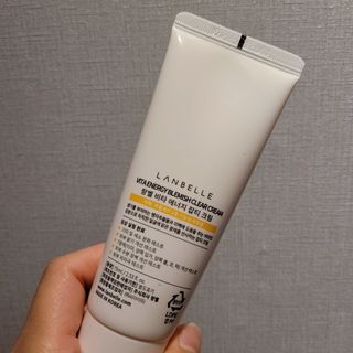 랑벨 비타 에너지 잡티 크림 75ml (피부 속 기미완화크림) — 5점을 준 리뷰어가 2022년 6월 올린 사용 사진