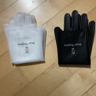 나무드 [매직싹싹] 고급형 친환경 실리콘 수세미 미끄럼방지 고무장갑 투명 1개 + 블랙 1개 캠핑용 야외 설거지 — 4.5점을 준 리뷰어가 2021년 10월 올린 사용 사진