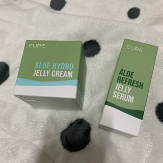 김정문알로에 큐어 큐어 알로에 리프레쉬 젤리 세럼, 큐어 알로에 하이드로 젤리 크림 — 4점을 준 리뷰어가 2021년 2월 올린 사용 사진