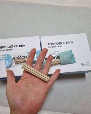 페페로니 2종 세트 클린플러스 덴탈껌 치킨+덕 — 5점을 준 리뷰어가 2021년 7월 올린 사용 사진