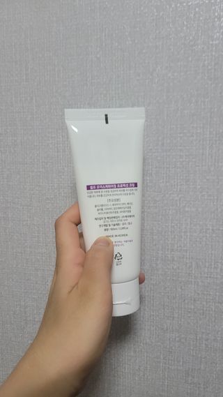셀프 모이스처라이징 프로텍션 크림 셀프 모이스처라이징 프로텍션크림 — 4점을 준 리뷰어가 2022년 4월 올린 사용 사진