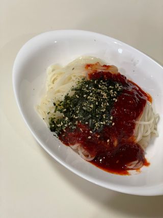 [한면원] 비빔국수 2인분 — 5점을 준 리뷰어가 2022년 8월 올린 사용 사진
