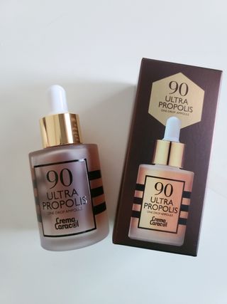 자민경 크레마카라콜 울트라 90 프로폴리스 앰플 — 5점을 준 리뷰어가 2020년 12월 올린 사용 사진
