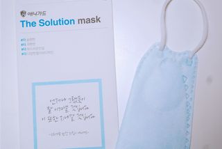 [이지아 마스크] 애니가드 더솔루션마스크 KF80 대형 컬러 4종 — 5점을 준 리뷰어가 2021년 7월 올린 사용 사진