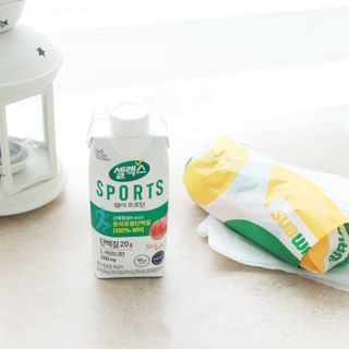 셀렉스스포츠 셀렉스 스포츠 웨이 프로틴 복숭아_ 330ml x 12팩 — 5점을 준 리뷰어가 2021년 3월 올린 사용 사진